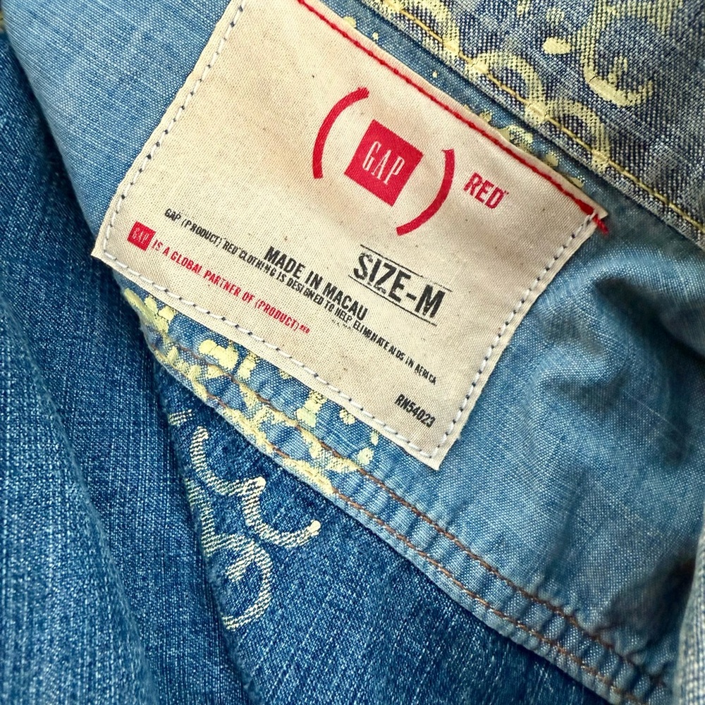 Gap Code Red Cropped Denim Jacket Vintage Edition - image 2